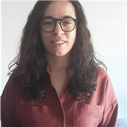 Profesora de materias a máximo 2 bachillerato